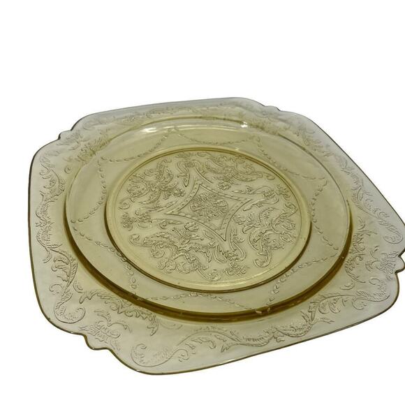 Vintage Federal Yellow Madrid Depression Glass Plates & Tumbler Glass - Picture 6 of 8
